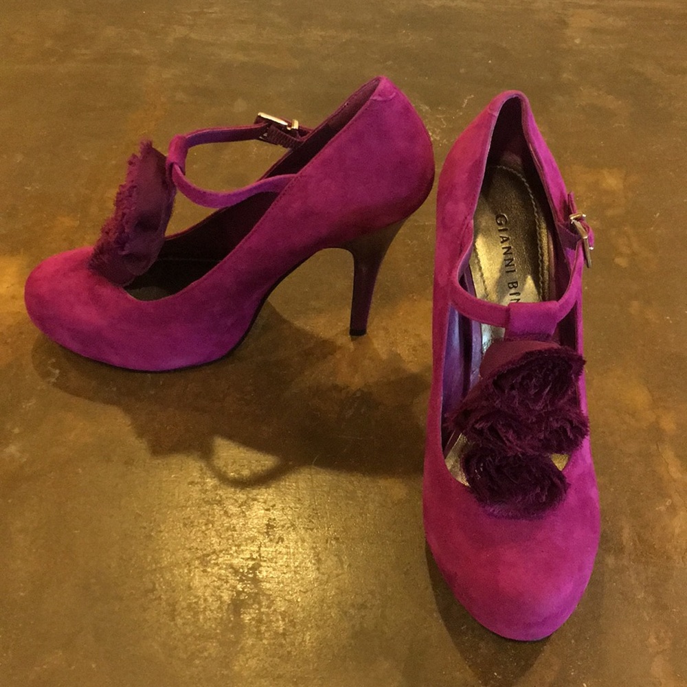 Gianni Bini 4.5” Deep Purple Suede Heels